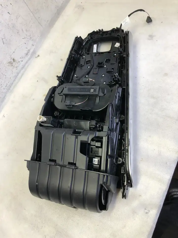 Mercedes-Benz GLA H247 (2020 - )  A1776806001 Мультимедийный контроллер