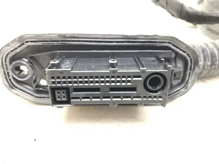 BMW 5 F10 F11 (2009 - 2016) 1670537 Прочая электропроводка — фото 10