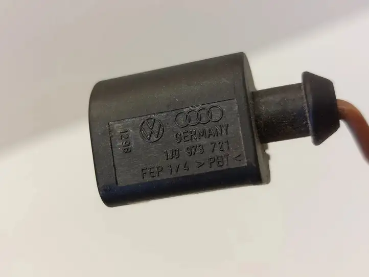 Volkswagen PASSAT B8 (2015 - ) 1J0973721 Прочая электропроводка — фото 2