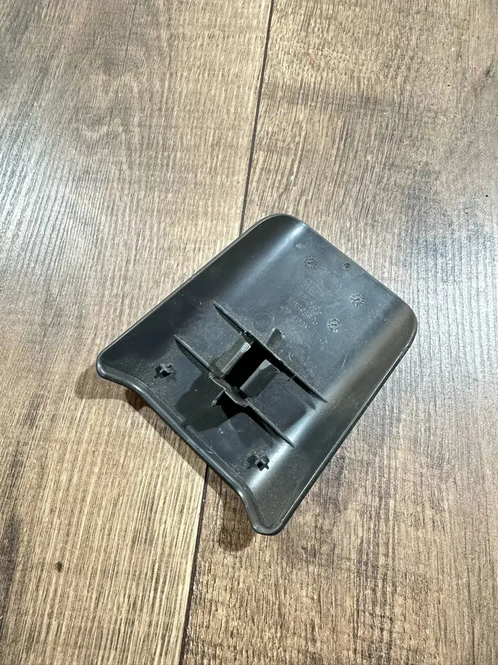 Opel Corsa D (2006 - 2010)  13240696 Другая деталь салона