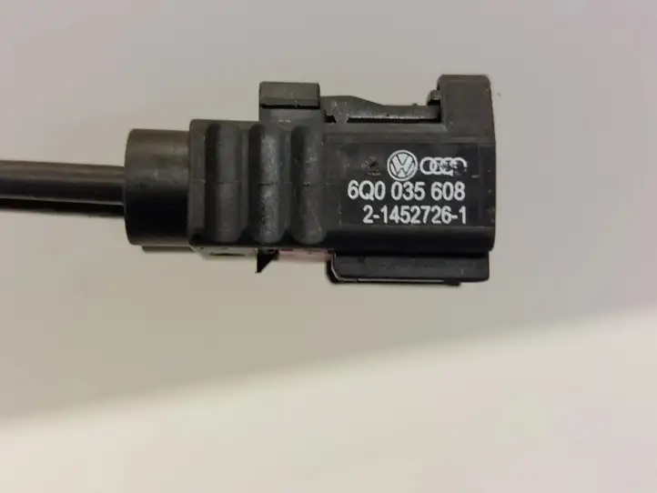 Volkswagen PASSAT B8 (2015 - ) 6Q0035608 Прочая электропроводка — фото 4