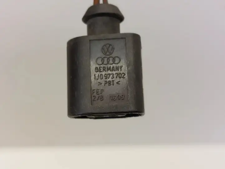 Volkswagen PASSAT B8 (2015 - ) 1J0973702 Прочая электропроводка — фото 4