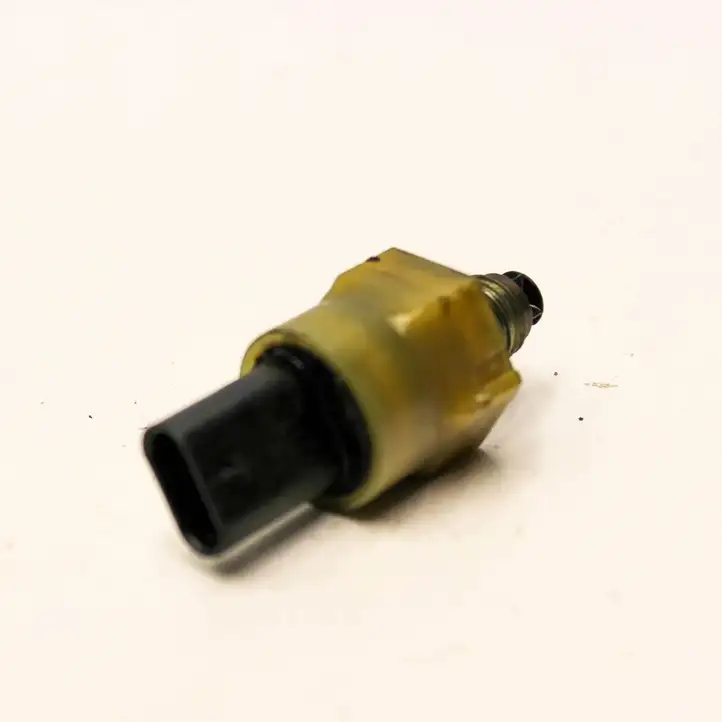 Volvo XC90 (2014 - 2019)  31405635 Датчик давления масла