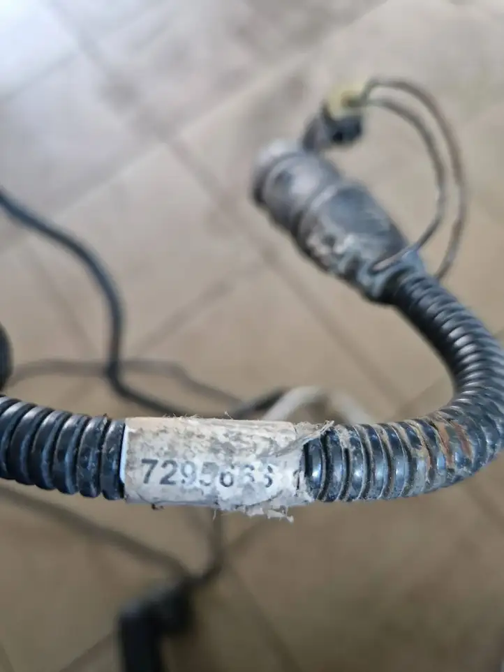 BMW X5 F15 (2013 - 2017)  7295663 Трубка (трубки) для подачи топлива ADblue