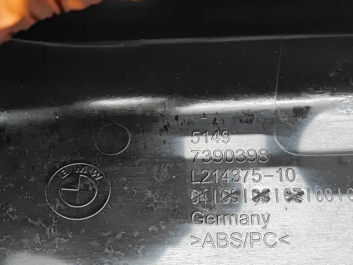 BMW 5 G30 G31 (2016 - ) 7390398 Верхняя обшивка у окна — фото 4