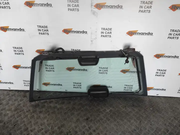 Honda CR-V (2001 - 2004) Открывающееся стекло крышки багажника — фото 5