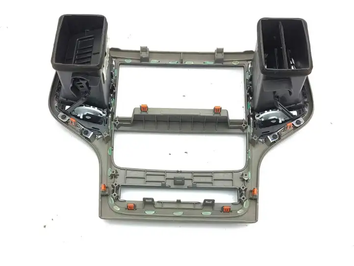 Jeep Grand Cherokee (2010 - 2021) X90016601XX Центральный воздушный дефлектор — фото 7