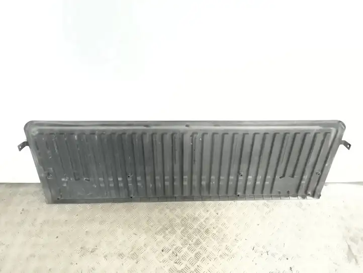Nissan Titan (2004 - 2019) 7348275205 Комплект обшивки крышки багажника — фото 4