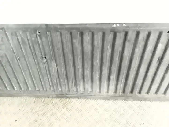 Nissan Titan (2004 - 2019) 7348275205 Комплект обшивки крышки багажника — фото 7