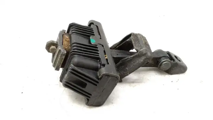 BMW Z4 E85 E86 (2002 - 2008) 7051746 Ограничитель двери — фото 5