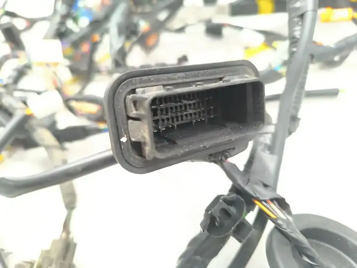 Hyundai ix35 (2009 - 2013) 915082Y110 Прочая электропроводка — фото 9