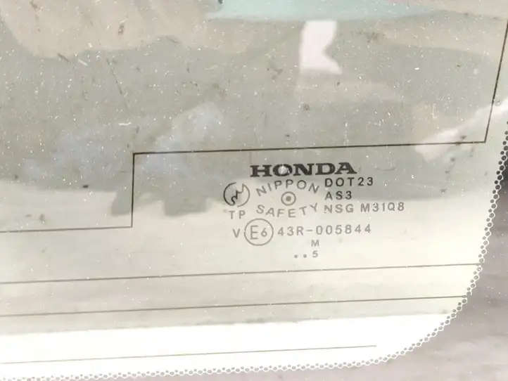 Honda Accord (2003 - 2007) 43R005844 Заднее боковое стекло — фото 7
