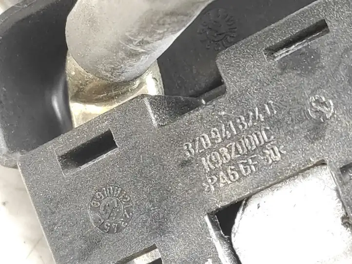 Audi (1999 - 2007) Минусовой провод аккумулятора — фото 9