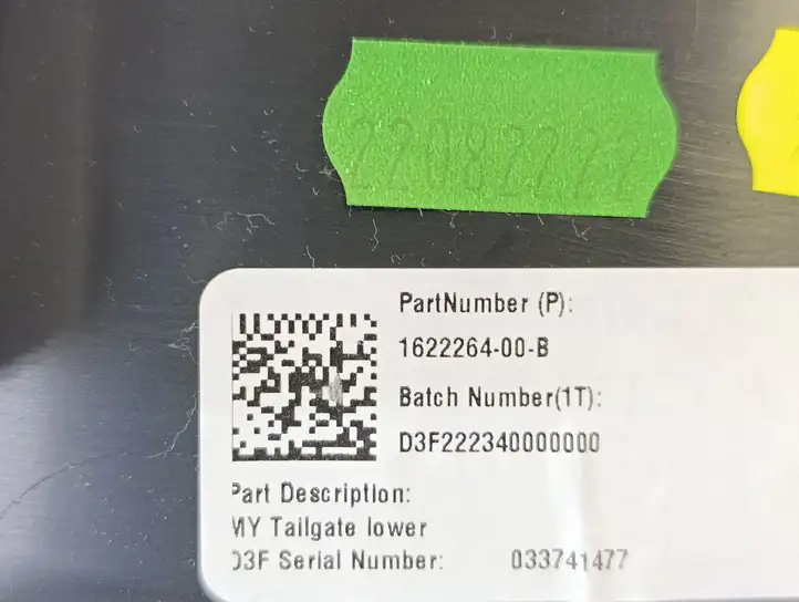 Tesla Model Y (2019 - 2024) 162226400B Верхняя обшивка у окна — фото 4