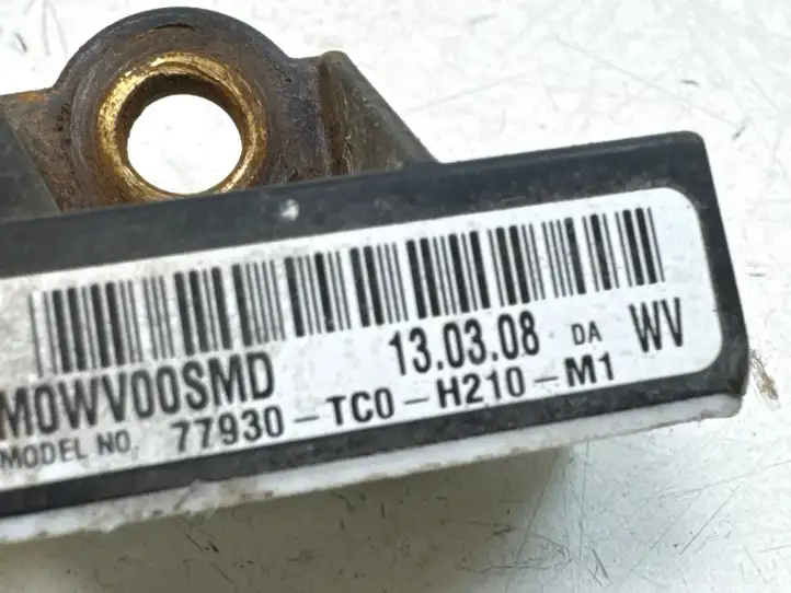 Honda Accord (2008 - 2016) 77930TC0H210M1 Датчик удара SRS — фото 4