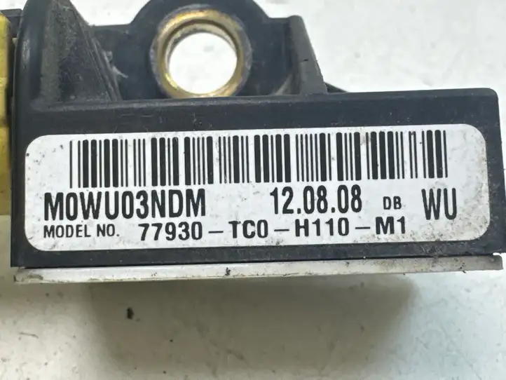 Honda Accord (2008 - 2016) 77930TC0H110M1 Датчик удара SRS — фото 4
