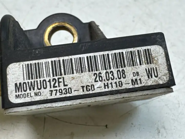 Honda Accord (2008 - 2016) 77930TC0H110M1 Датчик удара SRS — фото 4