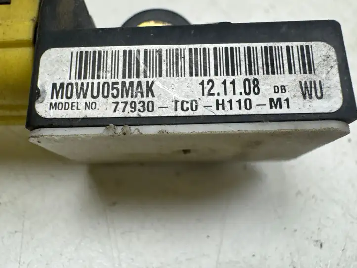 Honda Accord (2008 - 2016) 77930TC0H110M1 Датчик удара SRS — фото 4