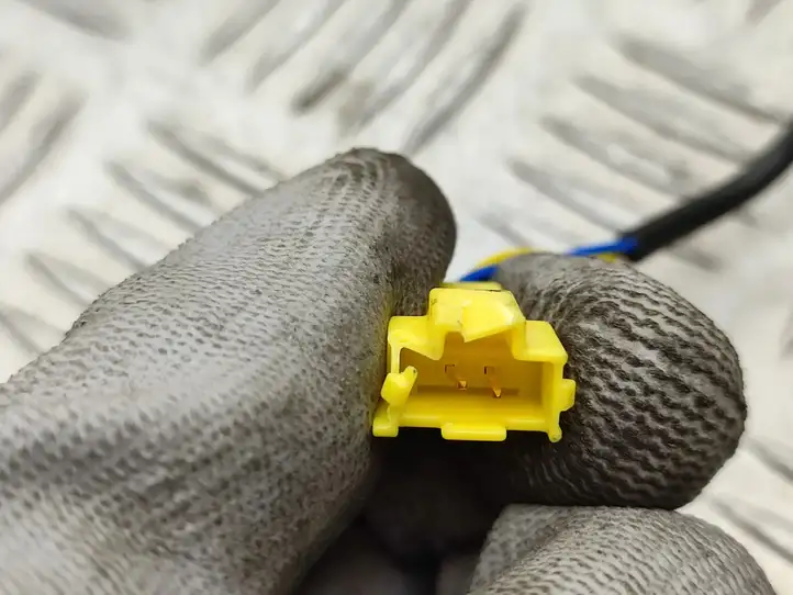 Mercedes-Benz B-class W246 (2011 - 2014)  A2468600169 Замок переднего ремня