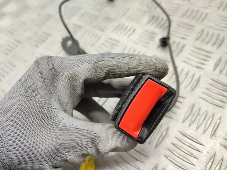 Mercedes-Benz B-class W246 (2011 - 2014)  A2468600169 Замок переднего ремня