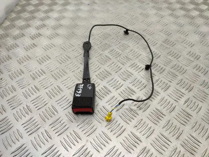 Mercedes-Benz B-class W246 (2011 - 2014)  A2468600169 Замок переднего ремня