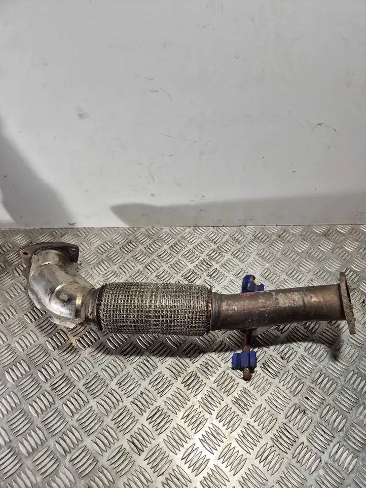 Volvo S60 (2018 - )  31493354 Соединение глушителя