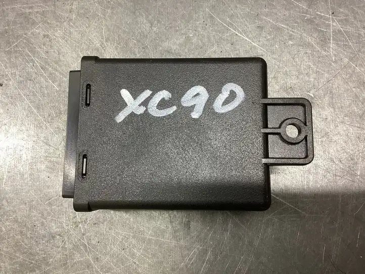 Volvo XC90 (2002 - 2006) 300310300107 Реле крюка для прицепа — фото 4