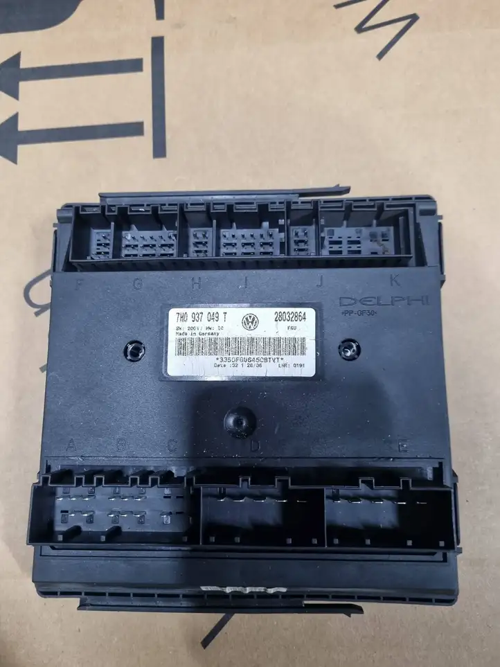 Volkswagen Multivan T5 (2003 - 2015) 7H0937049T Модуль комфорта — фото 1