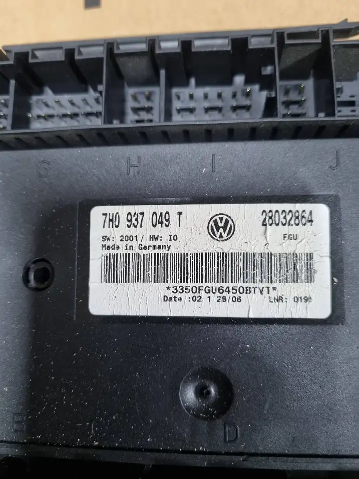 Volkswagen Multivan T5 (2003 - 2015) 7H0937049T Модуль комфорта — фото 4