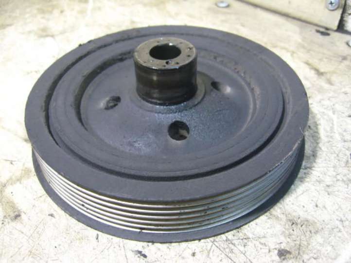 XS4Q6B319FDA628A990 Ford Focus Skriemulys alkūninio veleno