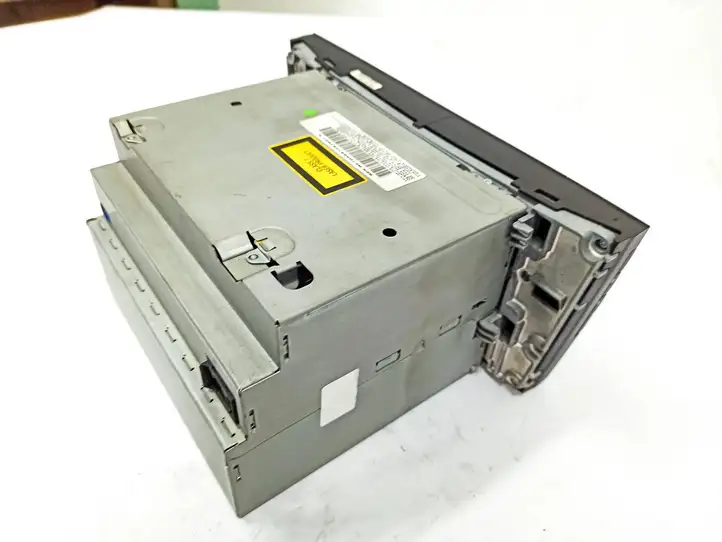 Mercedes-Benz E W211 (2002 - 2009) A2118704589 Магнитола / мультимедийная система — фото 14