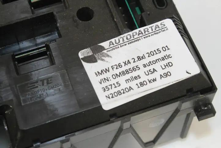 BMW X4 F26 (2014 - 2017) 9315150 Блок предохранителей — фото 5