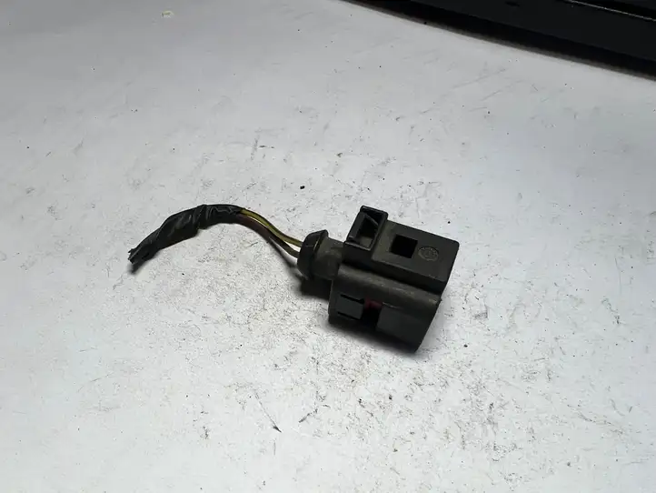 Seat Leon (1P) (2005 - 2012) 1J0973702 Прочая электропроводка — фото 1