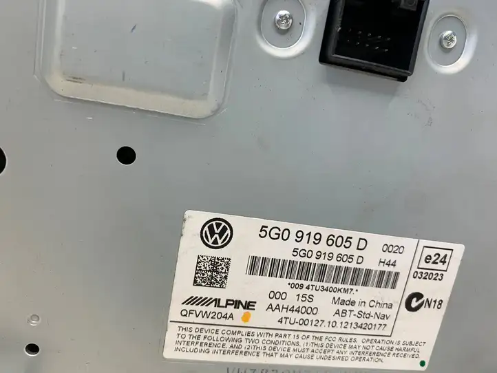 Volkswagen Golf VII (2013 - 2019) 5G0919605D Магнитола / мультимедийная система — фото 6