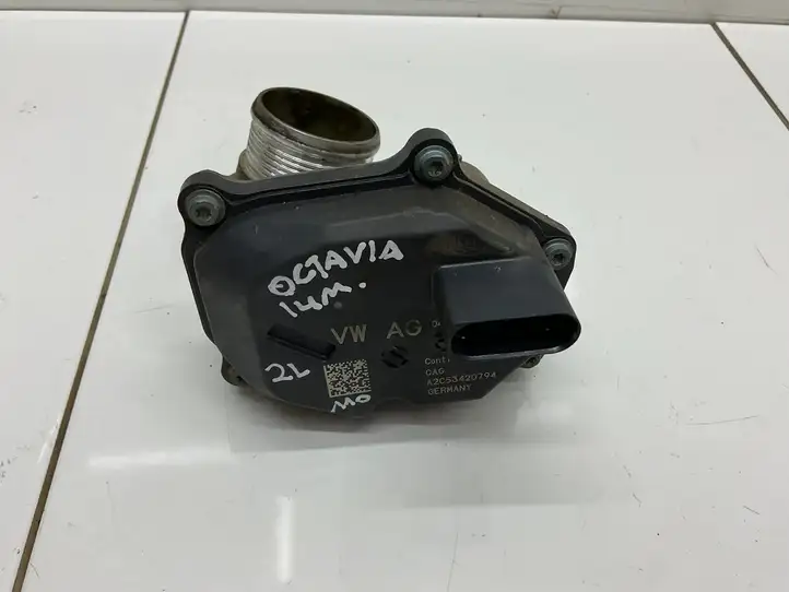 Skoda Octavia Mk3 (5E) (2013 - 2019) 04L131501C Клапан EGR — фото 2