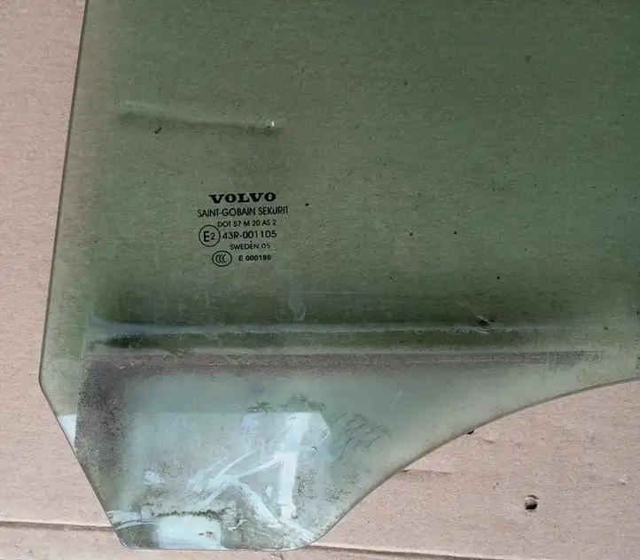 Volvo V50 (2004 - 2008) 43R001105 Стекло задней двери — фото 1