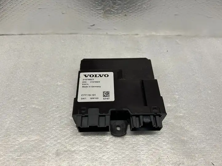Volvo XC90 (2019 - ) 31676623 Блок управления крышкой багажника — фото 1