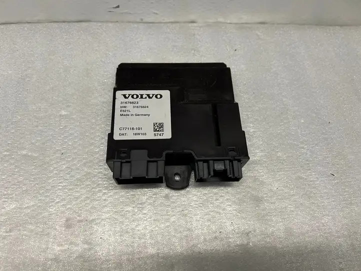 Volvo XC90 (2019 - ) 31676623 Блок управления крышкой багажника — фото 3