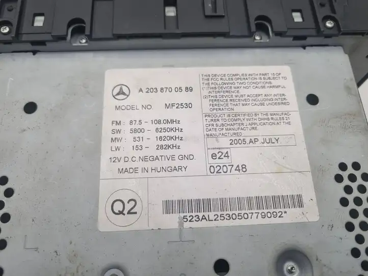 Mercedes-Benz C W203 (2000 - 2007) A2038700589 Магнитола / мультимедийная система — фото 7