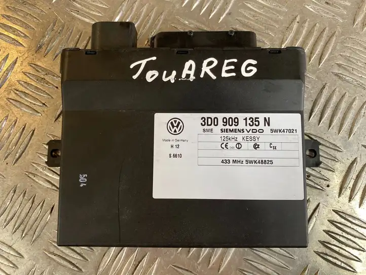 Volkswagen Touareg I (2002 - 2010) 3D0909135N Блок бесключевого доступа — фото 1