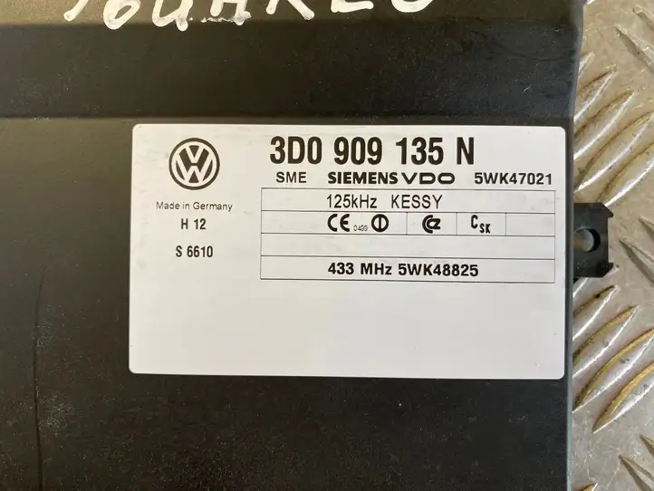 Volkswagen Touareg I (2002 - 2010) 3D0909135N Блок бесключевого доступа — фото 4