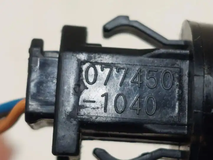 Toyota Avensis T250 (2006 - 2009) 0774501040 Датчик света — фото 4