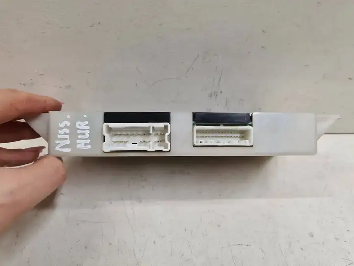 Nissan Murano Z50 (2002 - 2008)  28565CB010 Модуль управления сидением