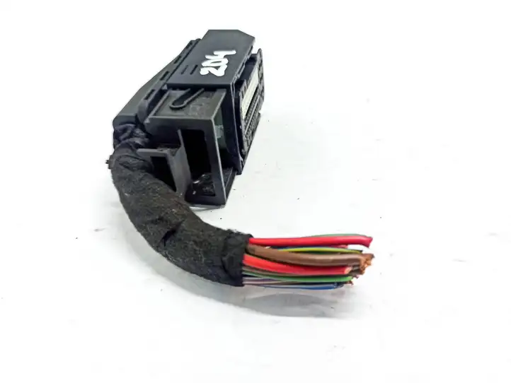 Mercedes-Benz C W204 (2007 - 2014) 0015450930 Прочая электропроводка — фото 3