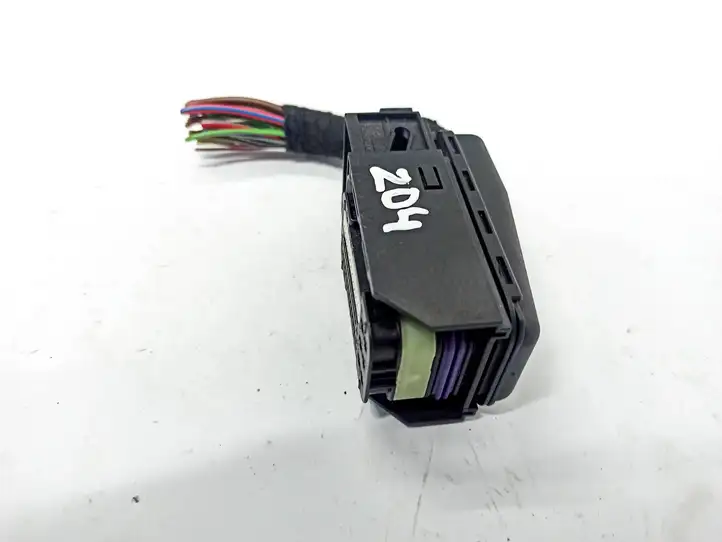 Mercedes-Benz C W204 (2007 - 2014) 0015450930 Прочая электропроводка — фото 4