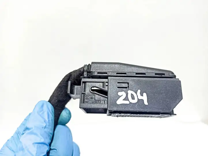 Mercedes-Benz C W204 (2007 - 2014) 0015450930 Прочая электропроводка — фото 8
