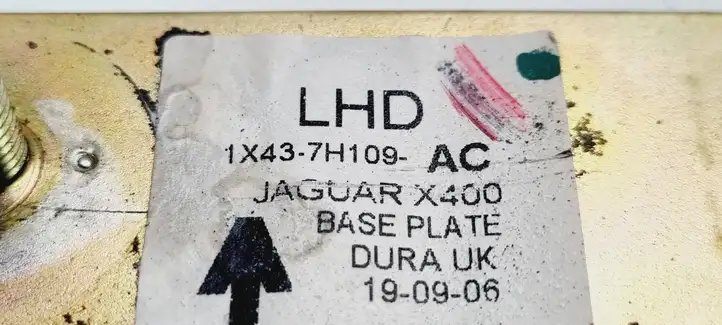 Jaguar X-Type (2001 - 2008) 1X437H109AC Кронштейн ЭБУ двигателя — фото 3