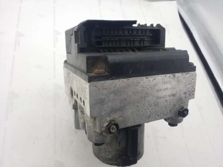 8D0614111 Audi A4 S4 B5 8D ABS Blokas