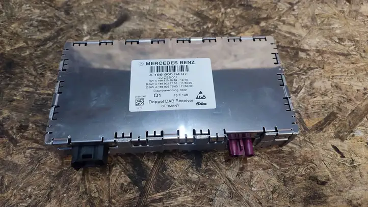 Mercedes-Benz E W212 (2009 - 2016)  A1668202089 Блок управления антенной