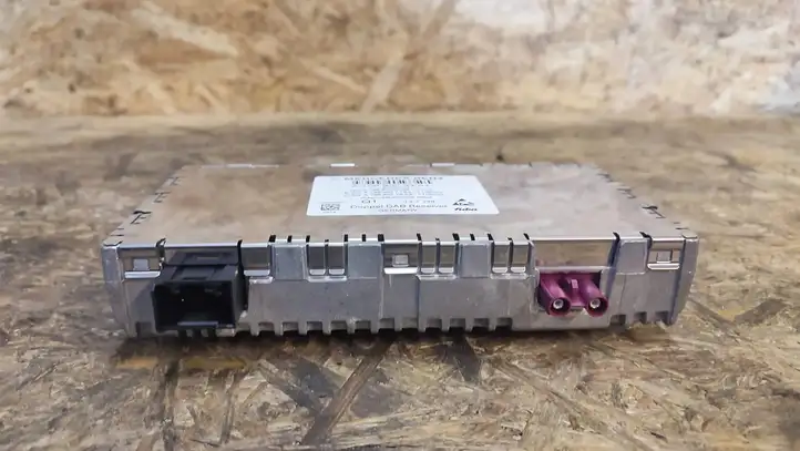 Mercedes-Benz E W212 (2009 - 2016)  A1668202089 Блок управления антенной